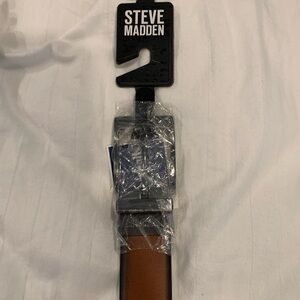 Steve Madden Reversible Black- Brown Leather Belt XL 42-44